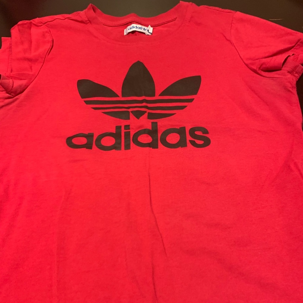 Adidas T-shirt
